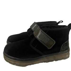 UGG Neumel Strap Boots Womens 10 Suede‎ Shearling Lined Cozy Winter Shoes Warmed